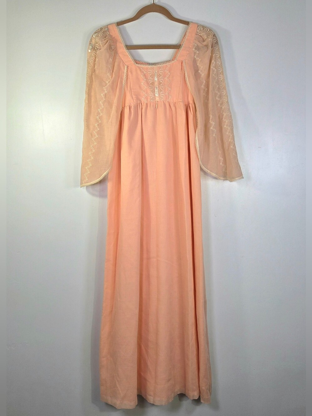 VINTAGE 70's TRIVIA BY CHARM OF HOLLYWOOD BOHO SHEER LACE BELL SLEEVES DRESS.